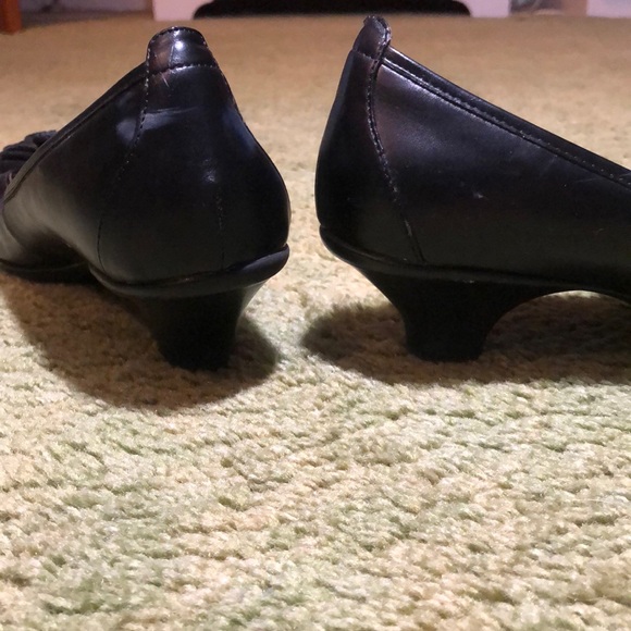 Small heels - Picture 2 of 2